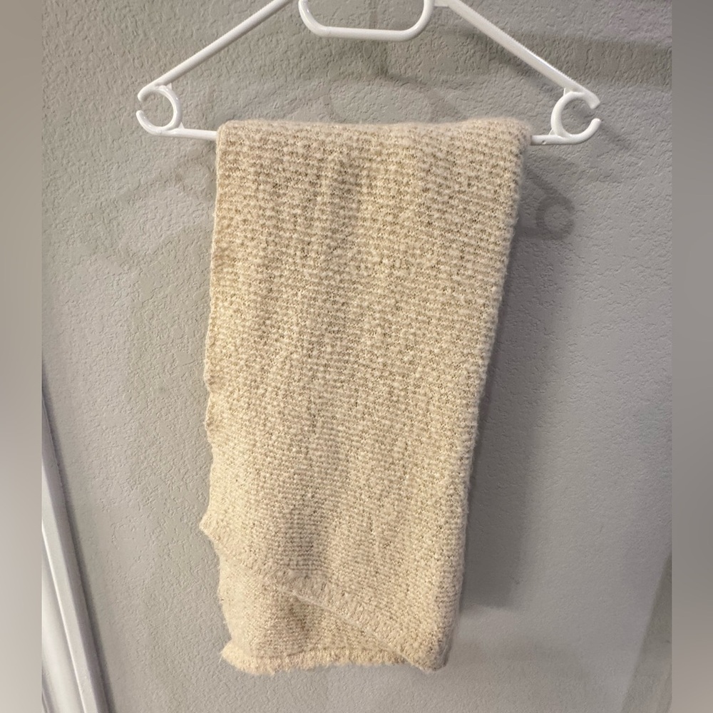 Cozy off white scarf